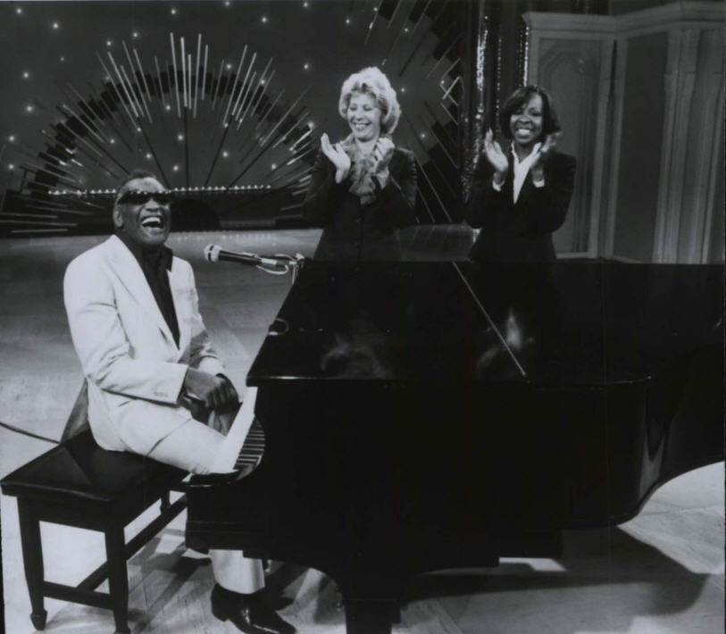 TV+-+Poss+Dinah+Shore+Show,+Ray+Charles,+poss+Gladys+Knight+-+1980.jpg